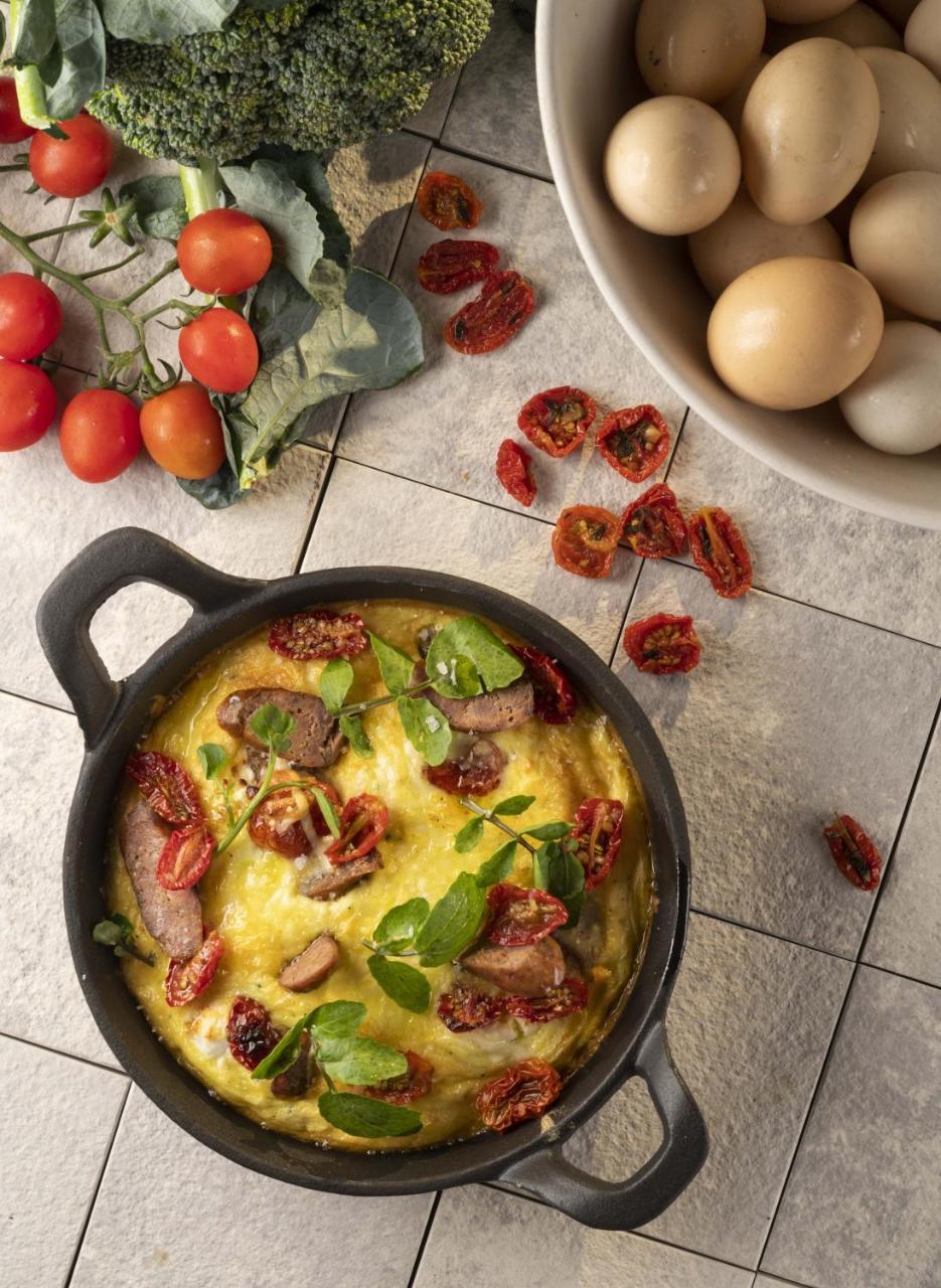 Salt Of Palmar, An Adult-Only Boutique Hotel Belle Mare Exterior foto A prepared omelette